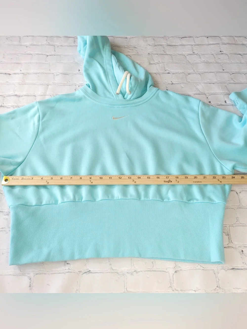 ✅ Nike Aqua blue Hoodie with White Swoosh size XL